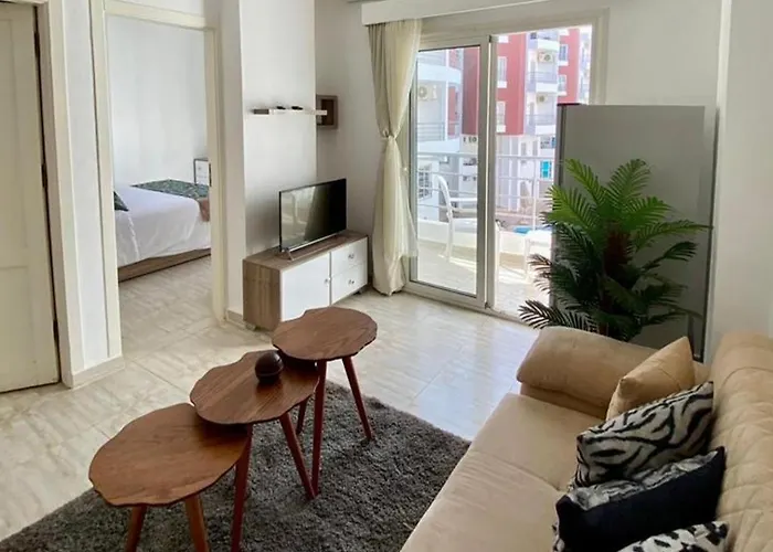 Apartment 1 Bed - Balcony Pool Parking